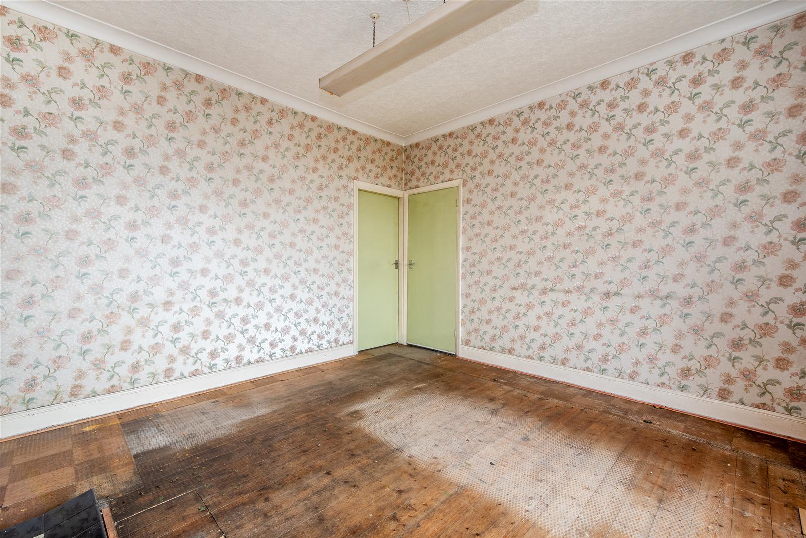 2 bed property in Blackburn Road, Chorley